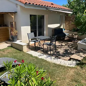 Bambou Avec Piscine , Saint-Andeol-le-Chateau France